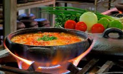 Moqueca Capixaba: A Elegância Leve do Espírito Santo