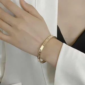 Pulseira-Bracelete Dourado decoração de strass