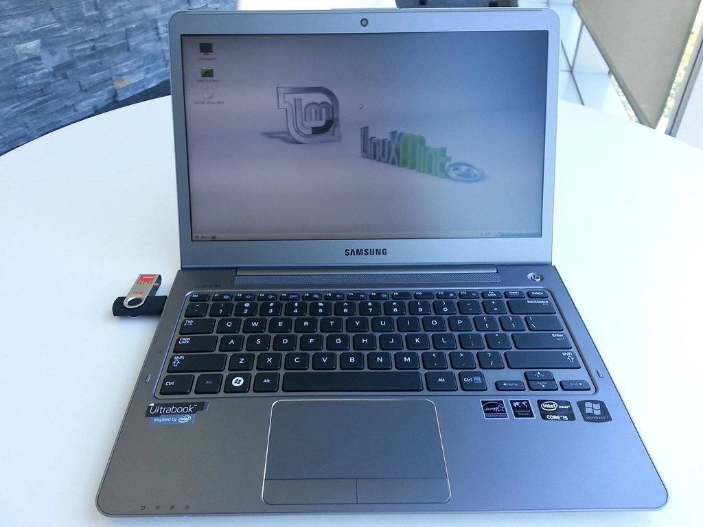 Notebook Samsung Xpress 300